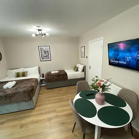 Camden Town Apartment London Room photo